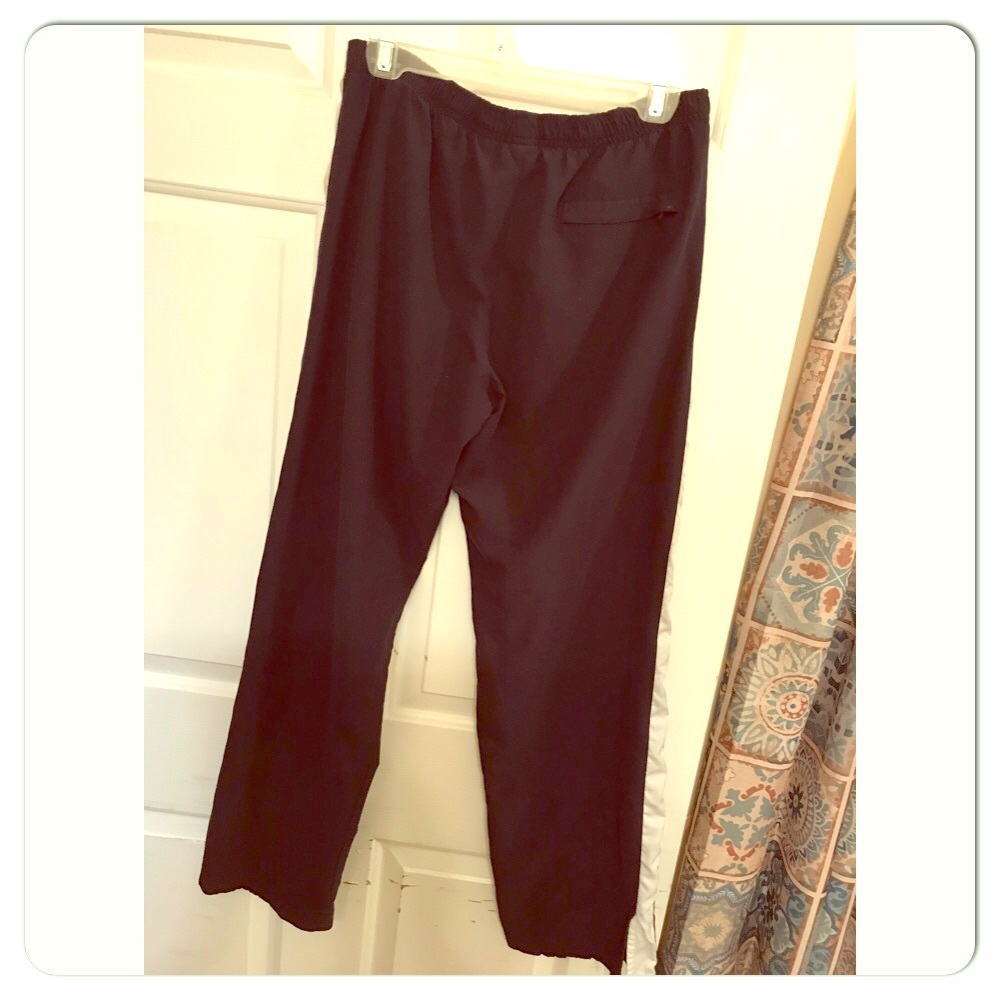 Nike✔️ Size M Athletic Pants⛹🏽♀️🩳 - Picture 6 of 8